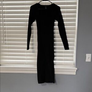 Forever 21 Black Long-Sleeve Bodycon Midi Dress